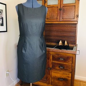 Ann Taylor Loft, size 8, dark Gray color like new